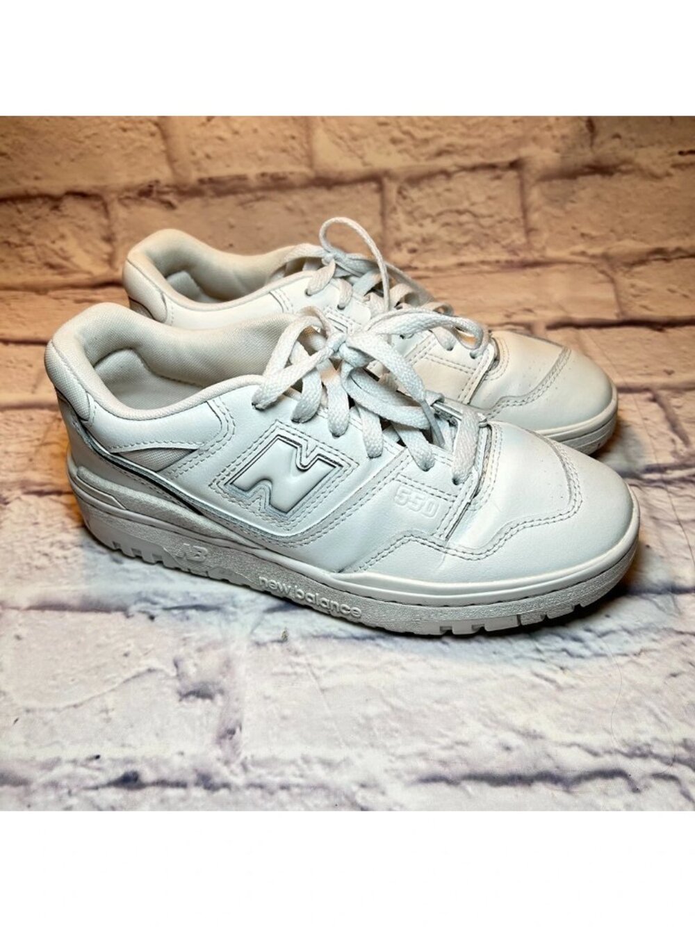 New Balance 550 Sneaker Shoes Kids Unisex 5 M White Lace Up Low Top GSB550WW
